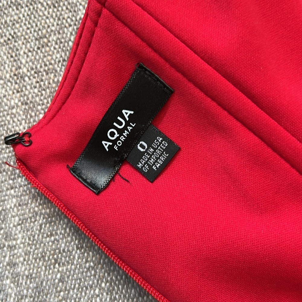 Aqua Strapless Red Dress - Picture 5 of 7